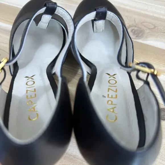 Capezio Closed Toe T-Strap Chorus Black Dance Character Shoes Women's Size 7W - Picture 9 of 13